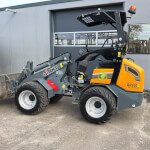 Giant G2200E X-tra shovel