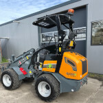 Giant G2200E X-tra shovel