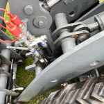 Giant G2300 HD shovel