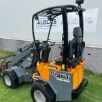 Giant 254SW shovel kniklader