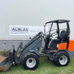 Giant D337T kniklader shovel