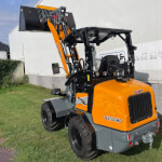 Giant G2500HD shovel Anniversary edition