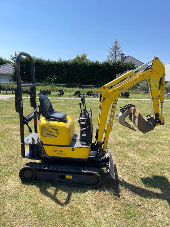 Hitachi 10U minigraver