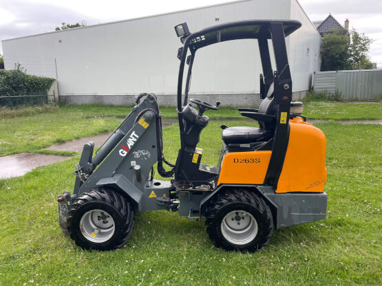 Giant 263s kniklader