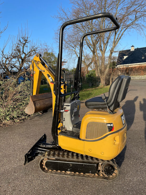 Cat 300.9D minigraver