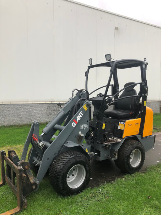 Giant 263SW shovel