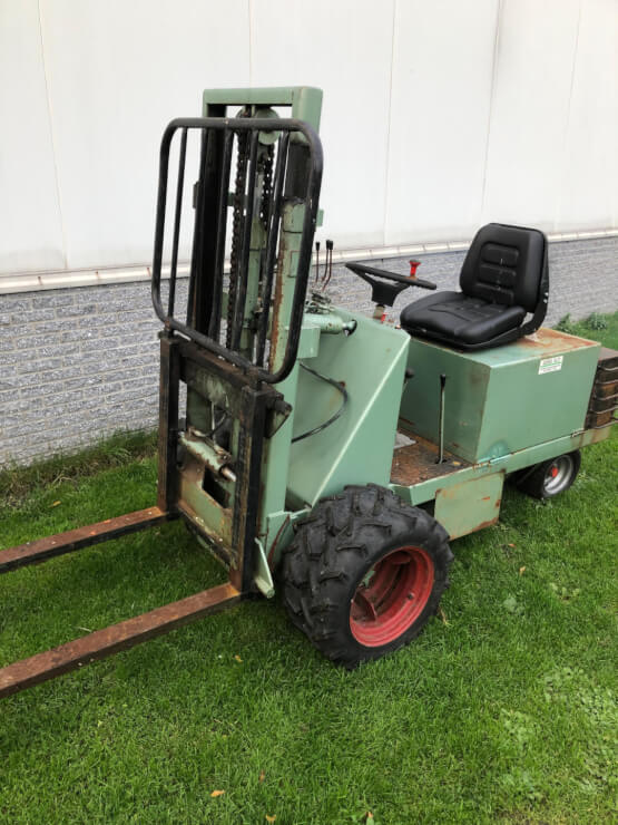 Terrein heftruck