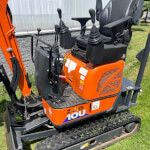 HItachi 10U met Joystick bediening sidelevel
