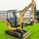Caterpillar 302.4D cabine graafmachine