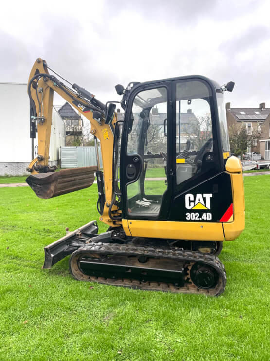 Caterpillar 302.4D cabine graafmachine