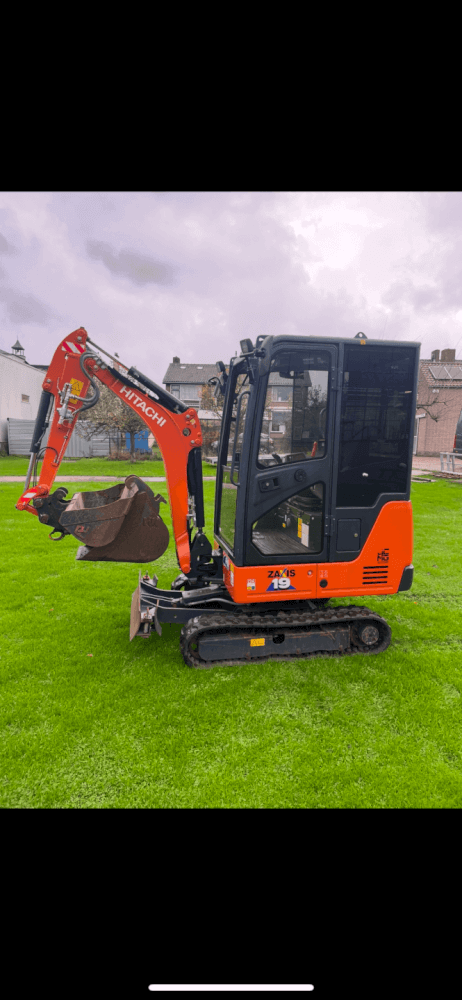 Hitachi ZX19U cabine