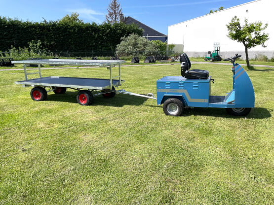 Electrotrekker met aanhangwagen
